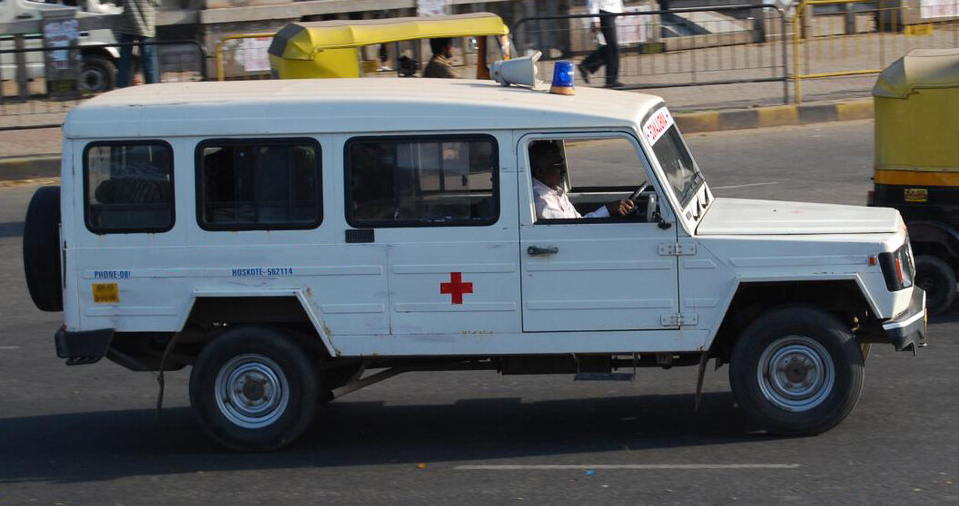 Well equipped ambulance fleet in Delhi NCR